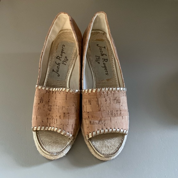 Jack Rogers. Peep toe Cork Wedge.  Size 71/2. Gold accent - Picture 1 of 8
